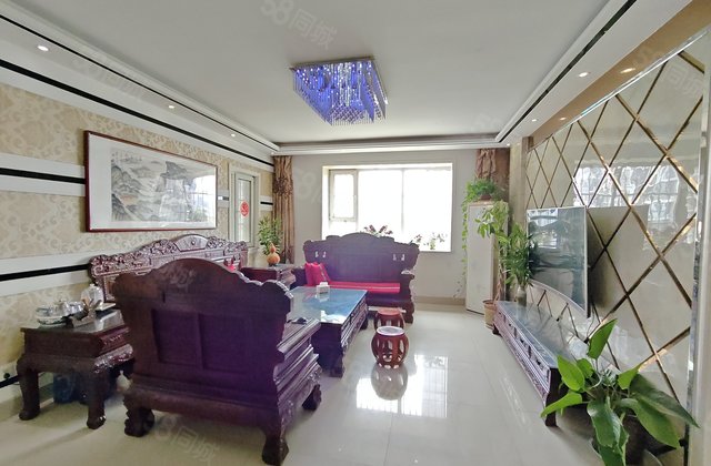 中通领郡城135平l精装四室二厅二卫送储证过五年无大税