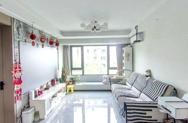 和锦华宸3室2厅97㎡368万二手房图片