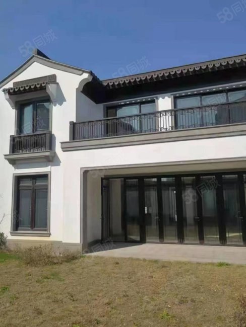 玫瑰园雅园别墅182平送朝南赠送2间大院子110平700万