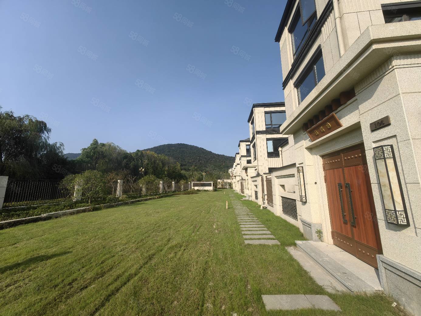 面朝市区 视野好 3000亩高尔夫球场环绕,伴山美墅-湖州58同城