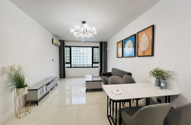 百合新城锦兰园 送车位储藏室 主要是还免大税 精装修三室6楼