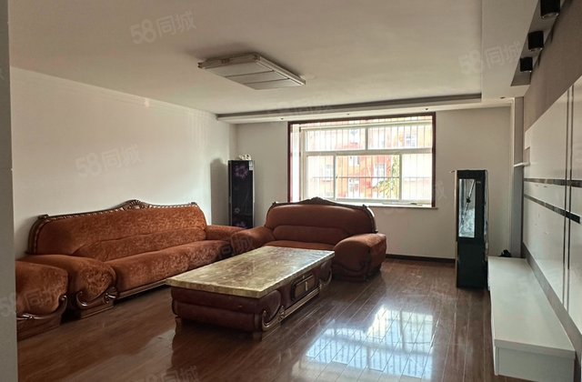 顺德小区3室2厅138.77㎡75万二手房图片