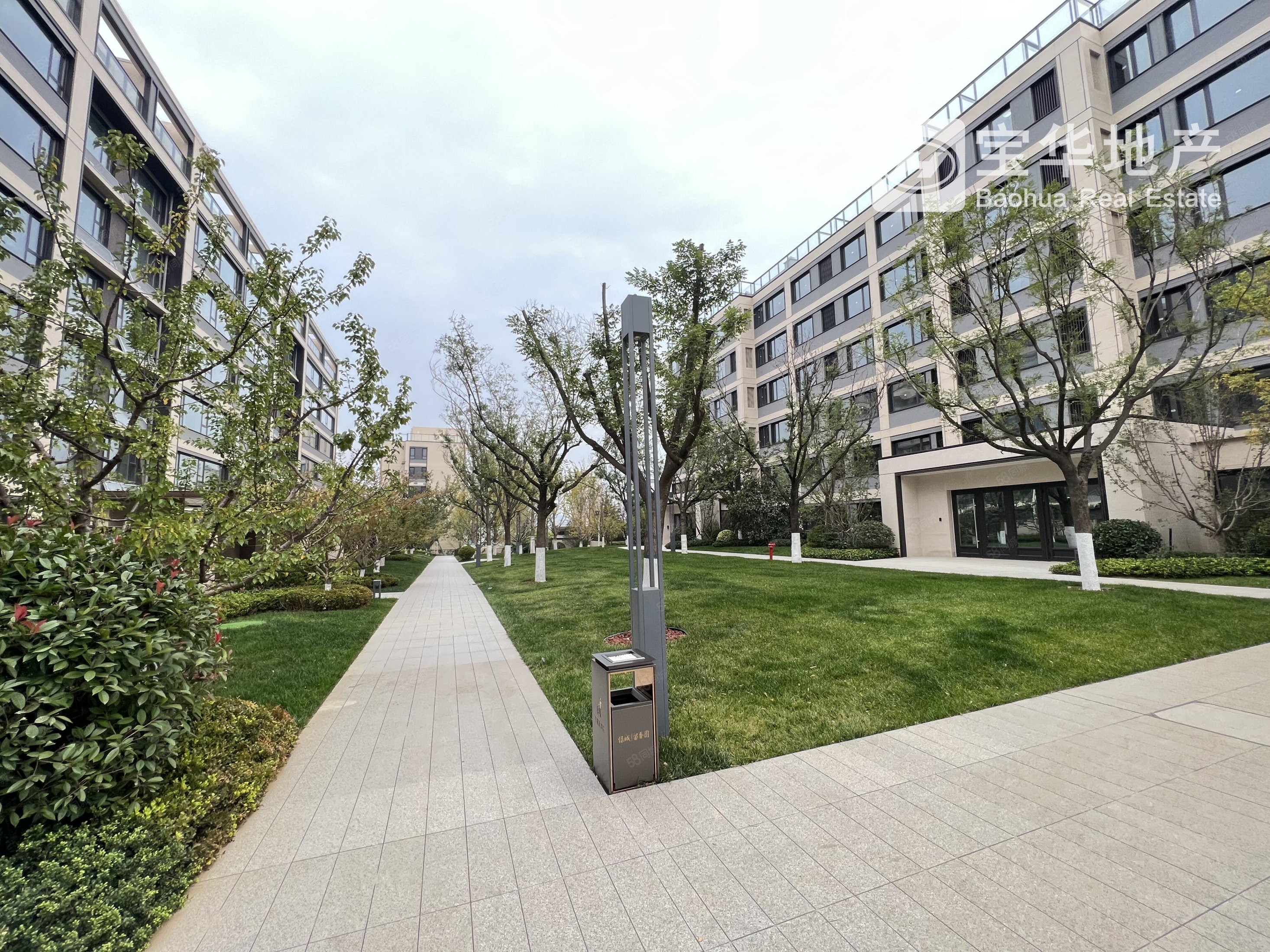 绿城烟台留香园4室2厅2卫142.49㎡南北184万