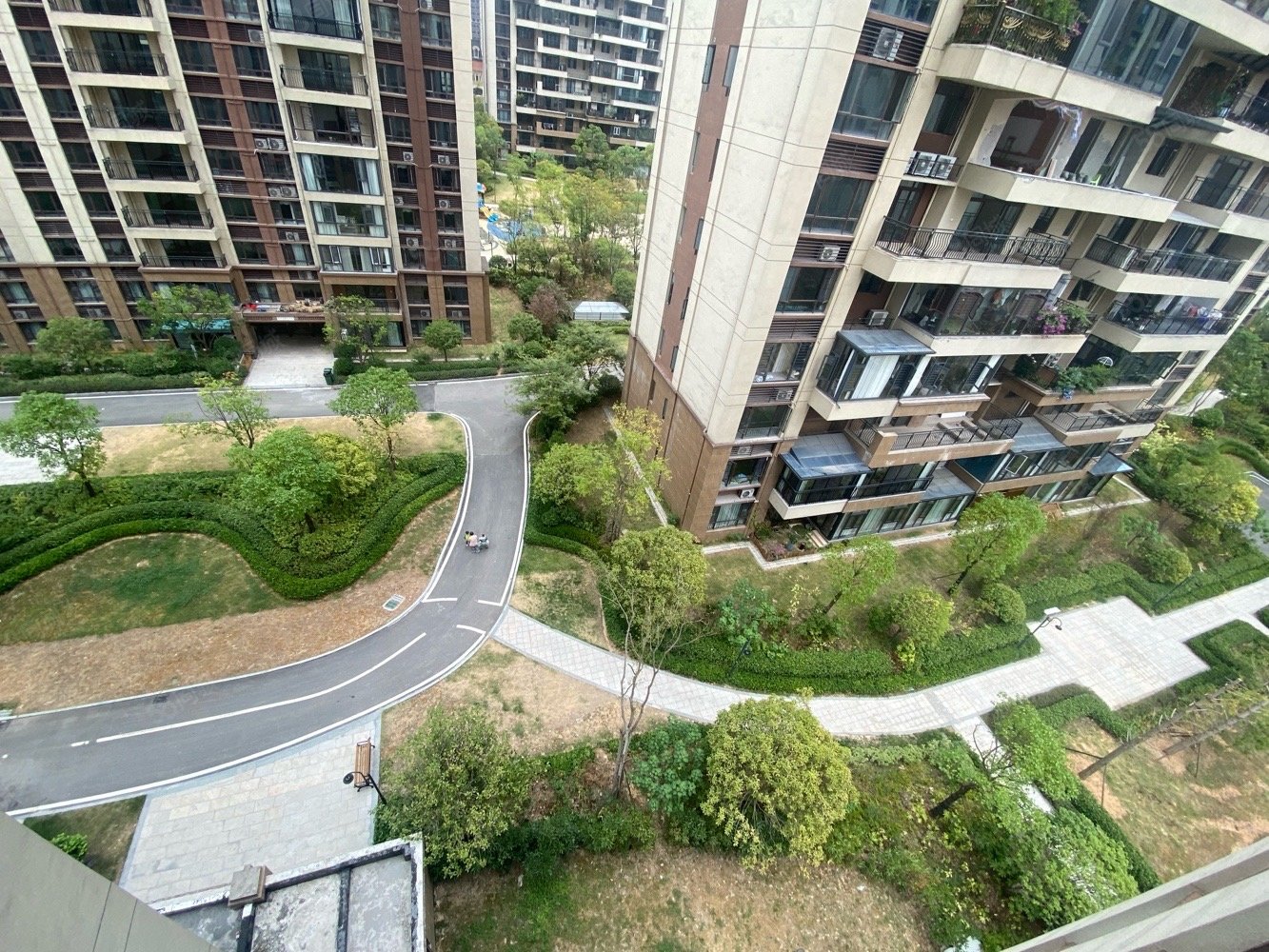 怀化碧桂园(公寓住宅)4室2厅2卫145㎡南87.8万