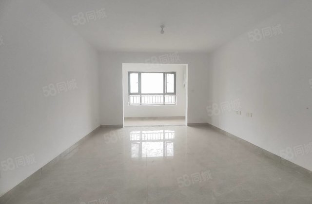 莲湖新城 观景四室大平层  159平 带车位储藏室 免大税