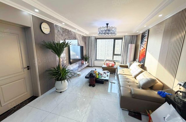 汉森香榭里3室2厅126.1㎡0万二手房图片