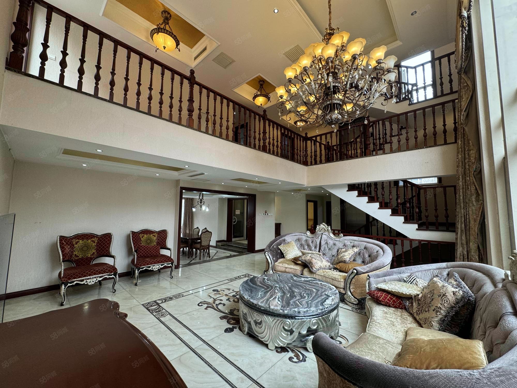 澳景園5室3廳4衛(wèi)475.78㎡南北1999萬