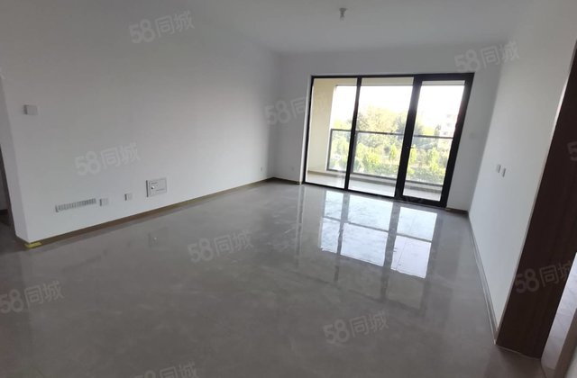 实验      边户 好楼层 车位储藏室 新房