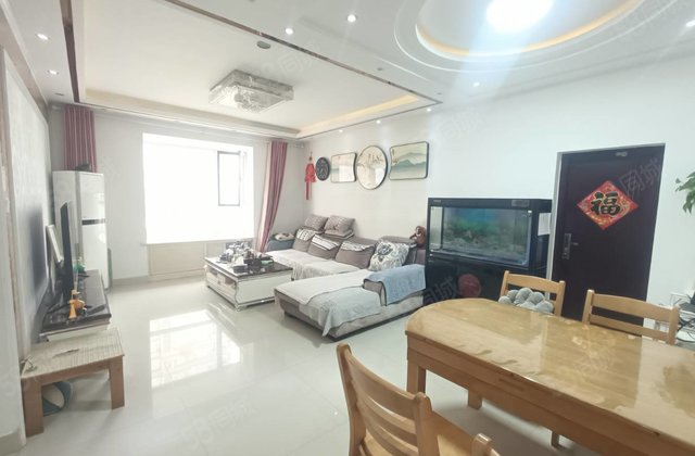 东昌东，东昌丽都，英伦花园，三室两厅两卫，送车位，储藏室