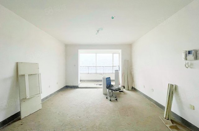 雁京罗马花园3室2厅126.51㎡146万二手房图片