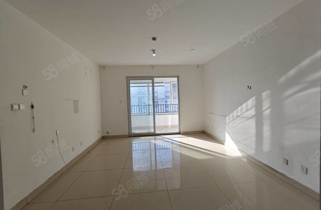 急售！老文轩和河东的书  ，南北通透，温馨两房，地暖电梯