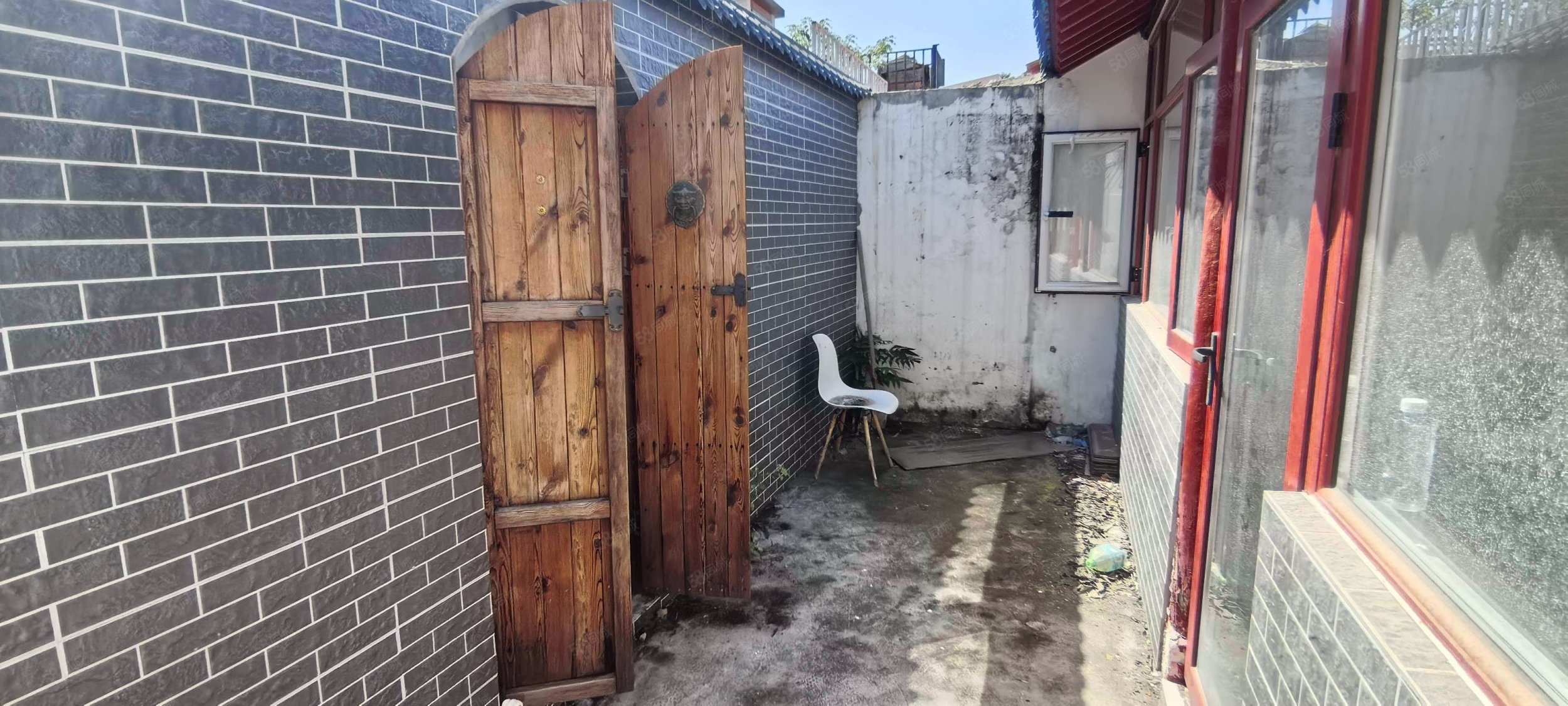 辛寺胡同小區(qū)2室1廳0衛(wèi)28㎡南北310萬