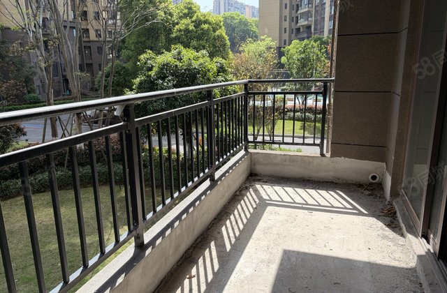 碧桂园紫宸府4室2厅139㎡56.8万二手房图片