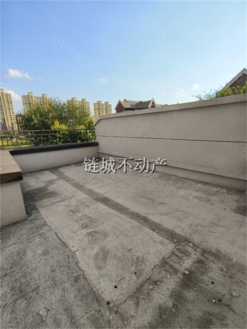 有钥匙,随时看房,可贷款,带独立车库 前后院,筑景西华府-盘锦58同城