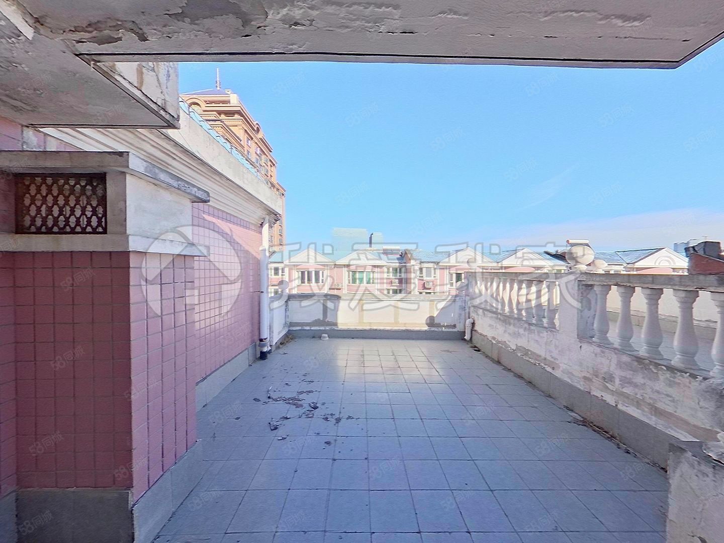 潞河名苑4室2廳3衛(wèi)218.44㎡南北499萬