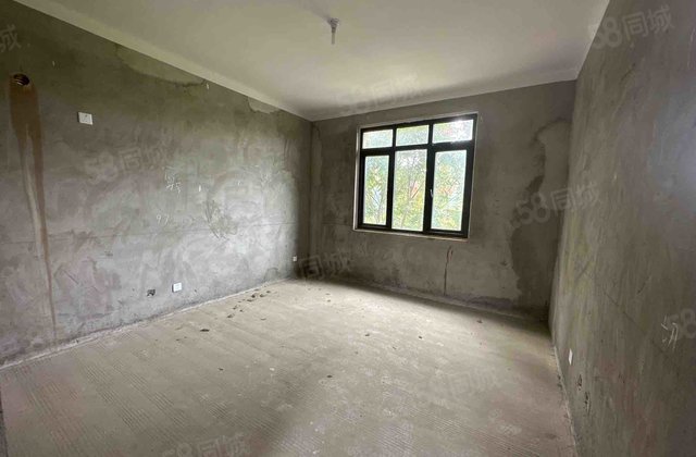 泉山湖雍景湾5室3厅194.27㎡175万二手房图片