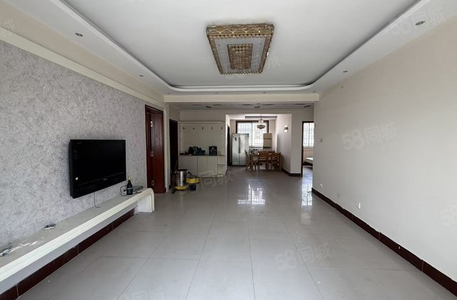 嘉明 实验  西邻 中间楼层 三叶草户型 双阳台  产权清晰