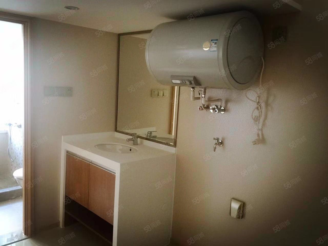 長安壹號2室1廳1衛(wèi)43㎡東250萬