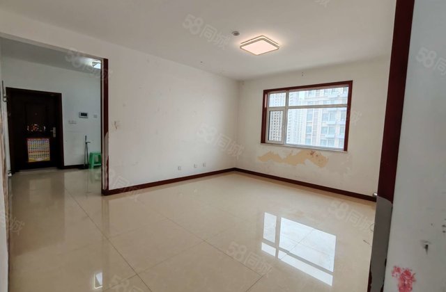 文轩外国语金柱大学城东苑126平3室2厅2卫带车储小高层