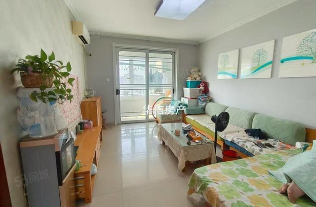 急售！二中附近，电梯好楼层，精装两室