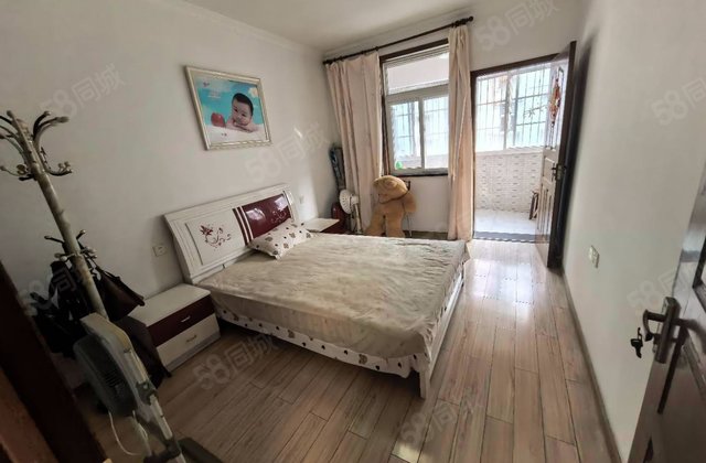 金巢花园2室2厅79㎡32万二手房图片