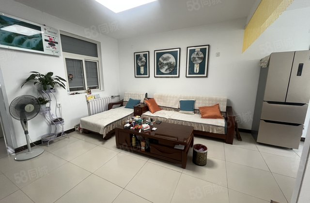 急售！妇幼实验颐馨园，三室精装带双车位，随时可看价格可以谈！