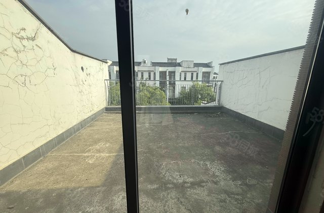 深业半汤御泉庄(北区)5室3厅168㎡132万二手房图片