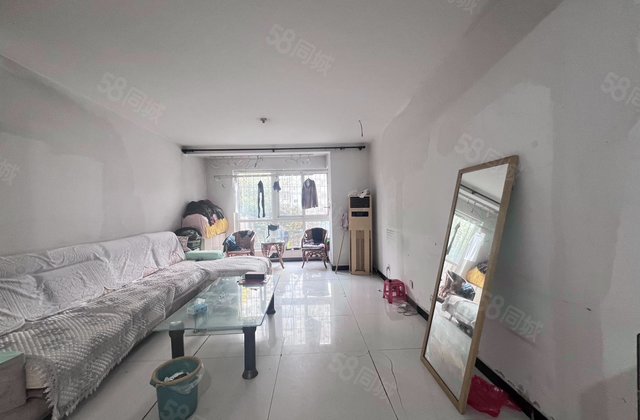 第八大街东区3室2厅114㎡69万二手房图片