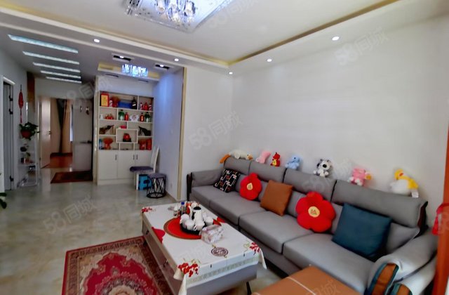 出行方便 近医院 商品住宅 电梯房 商业配套成熟 南北通透