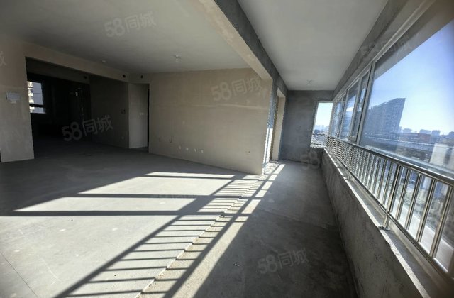 睿湖时代3室2厅131㎡109万二手房图片