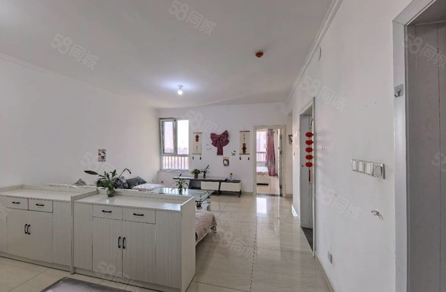 星光和园精装三室 送车位储藏室免大税 看房方便