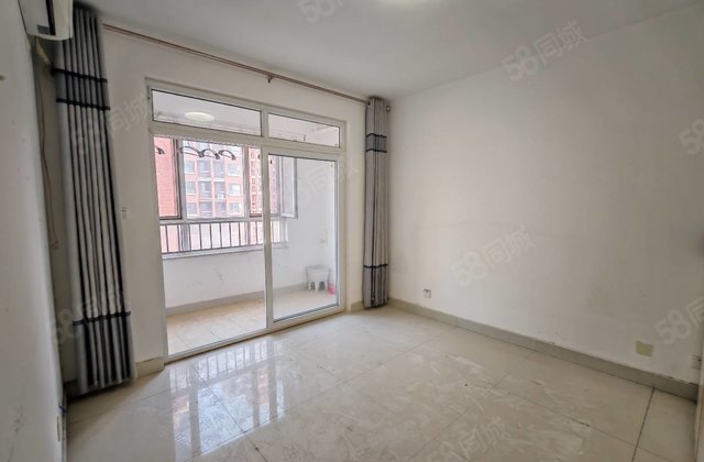 徒骇河 莲湖新城 水岸花语 董付南区大三室 带车位储藏室