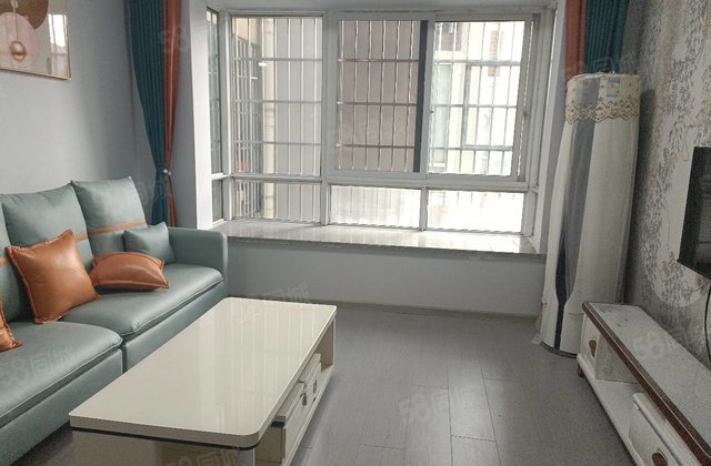 9分吉家利房产满五年隆昌中心客运站人民中路18号蜀龙子都2012年建造