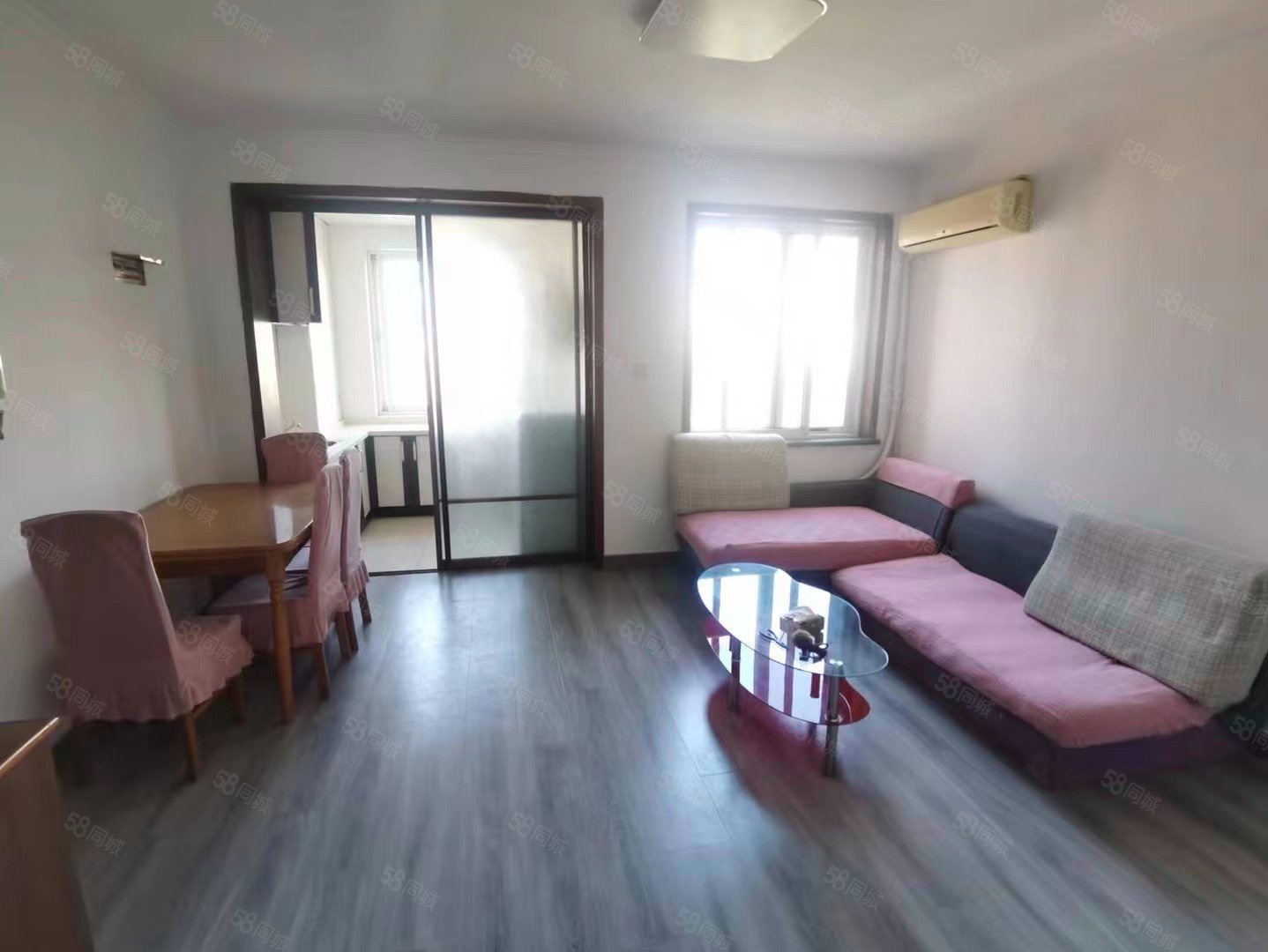 皇冠九龍灣花園2室1廳1衛(wèi)66.43㎡南62萬