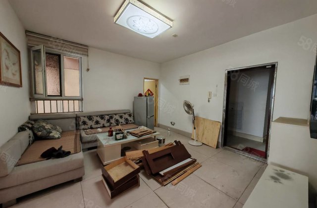 昌润莲城,温馨两居,中间好楼层,随时看房