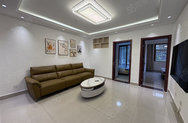 水岸新城，新城邦香格里，一楼带地上储藏室，双语九中价可谈