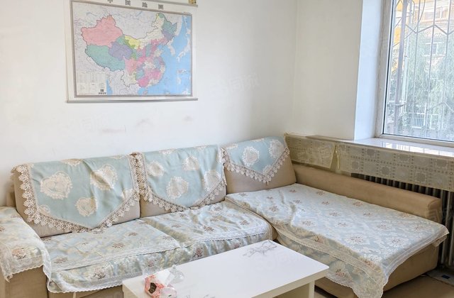 八百垧六区2室1厅47.19㎡6.8万二手房图片