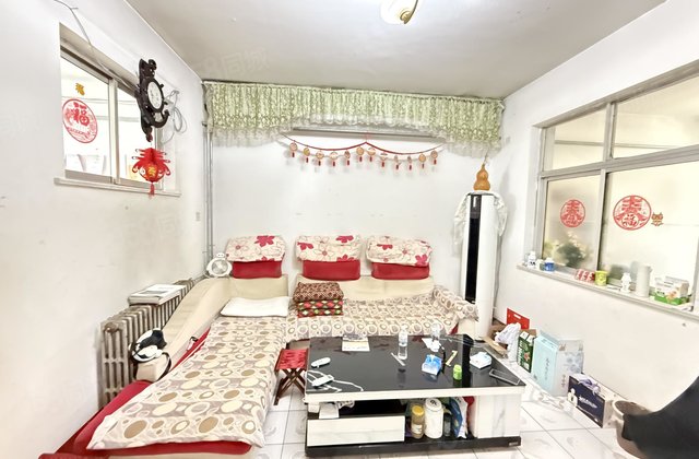 文轩 八中 外国语附近 龙山南区 好楼层 停车方便