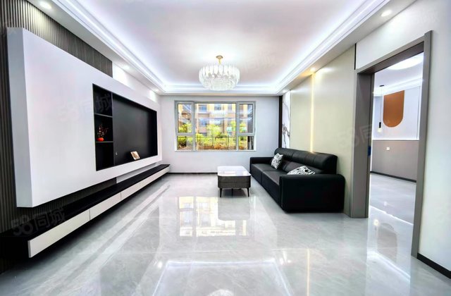 宏鼎凡尔赛丽都3室2厅122.25㎡69.8万二手房图片