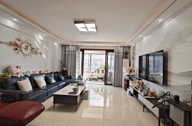 润景苑 房龄新 电梯房 双卫生间 中间好楼层 小三居