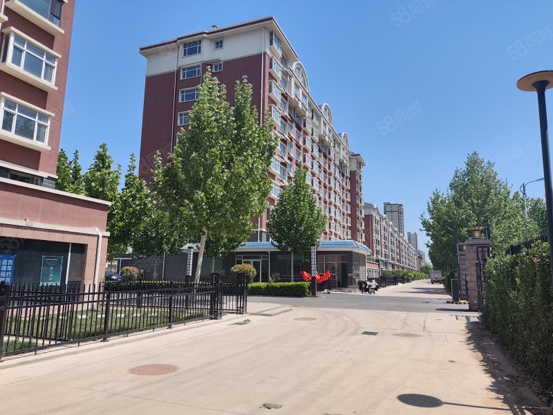 泰山名郡2室2厅1卫112㎡南北63万