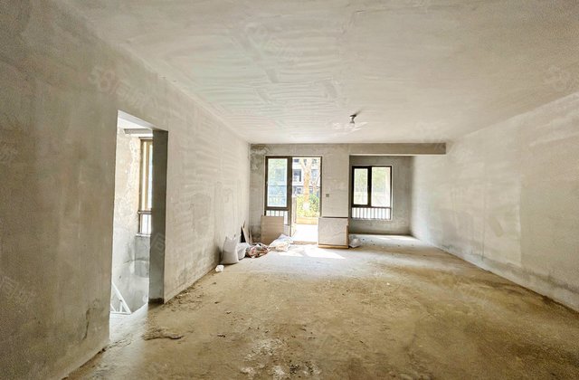 中航城国际社区(C区南区)4室2厅134.18㎡460万二手房图片