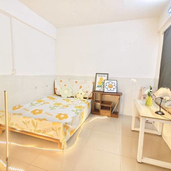 整租｜低楼层秀厢地铁 驋楼带阳台带空调洗衣机 可短租