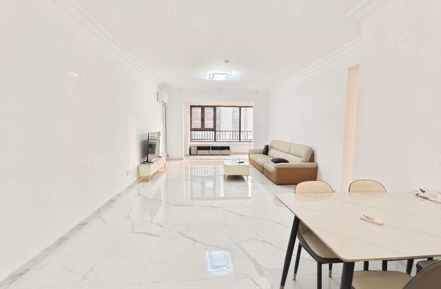 真实急售 清水湾 国岳府 西边户  精装四室 赠车位免大税