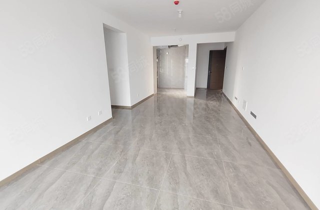 新交房 城市芳华 观景楼层  3室2厅2卫 钥匙看房 一实验