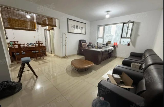 徒骇河观景房 中间楼层三室双明卫 免大税带车位储 滨河御府