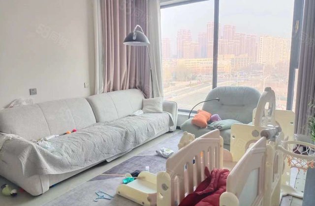 七中 怡景  亚大怡景花园 精装三室 电梯房