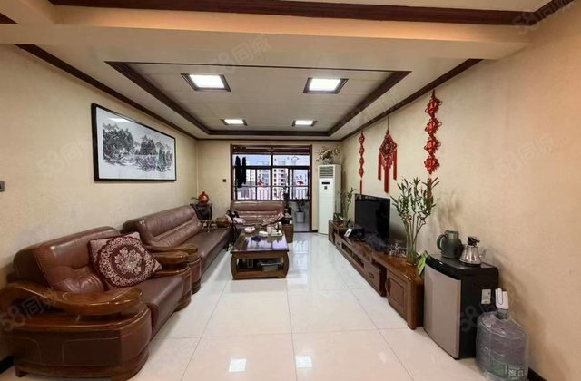 合威南城郡3室2厅124㎡65万二手房图片