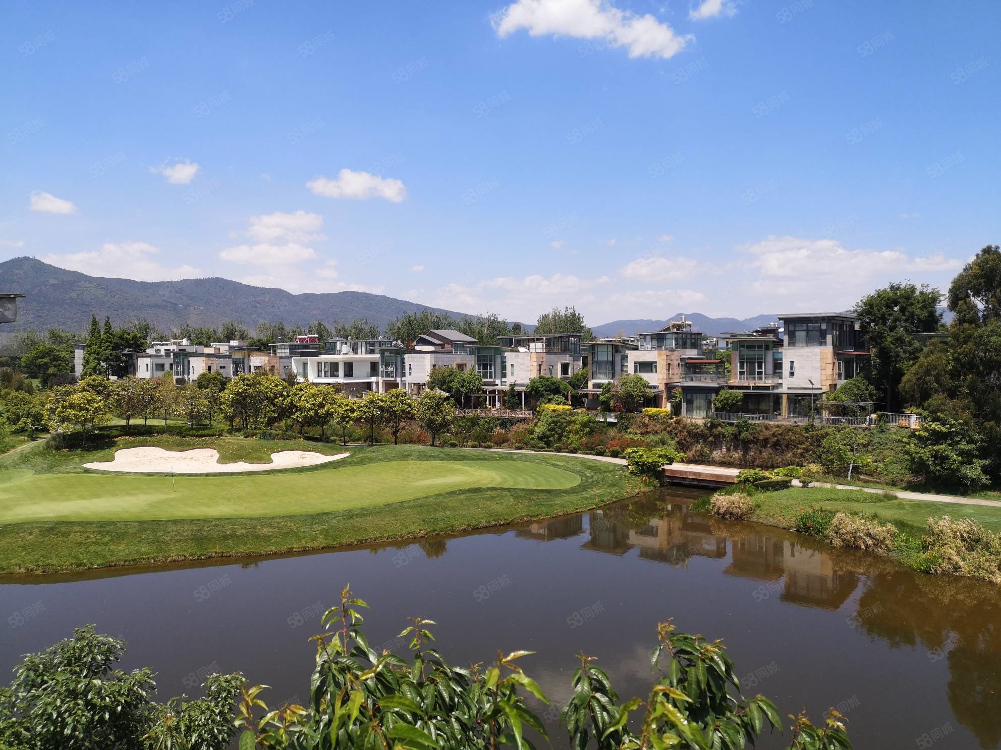 滇池高尔夫(别墅)6室5厅7卫1200㎡南北4680万