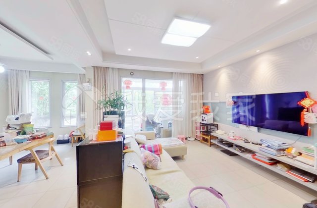 吉晟別墅4室3廳4衛(wèi)234.56㎡南北1188萬